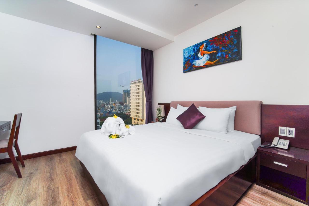 Golden Sun Hotel Danang Exterior photo